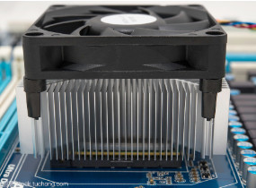 120x120x38mm DC CPU Fan 0.2A Current Efficient Cooling Solution